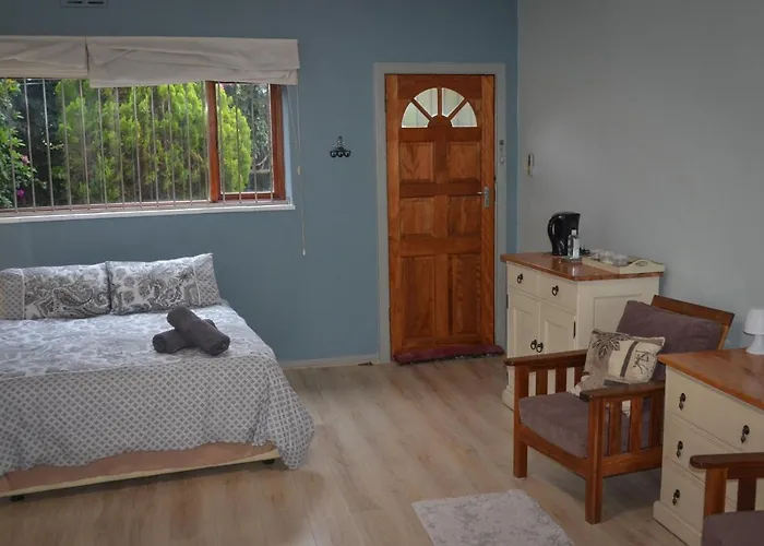 Seaforth Beach Apartment